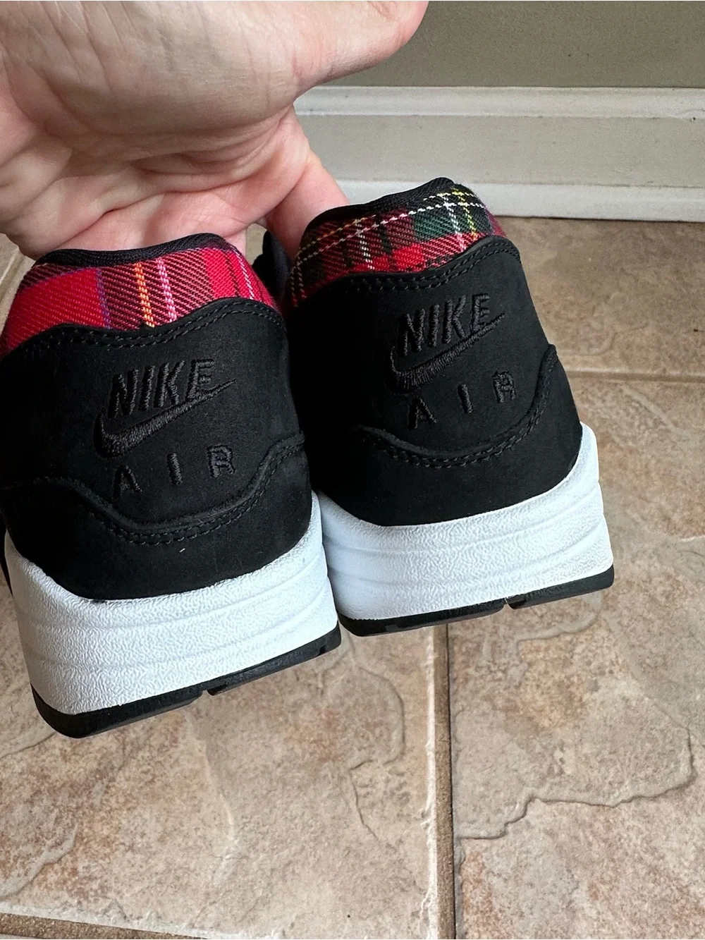 NEW Nike Air Max 1 Shoes Black Yellow Plaid Suede Sneakers AV8219-001